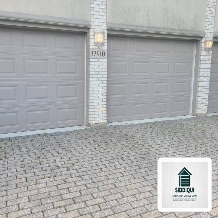 Siddiqui Emergency Garage Door Dispatch in Framingham (Natick Area): Heavy-Duty EPDM Perimeter & Bottom Seal Weatherproofing - Framingham, MA